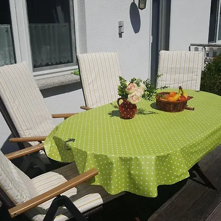Ferienwohnung-kastanienblick *